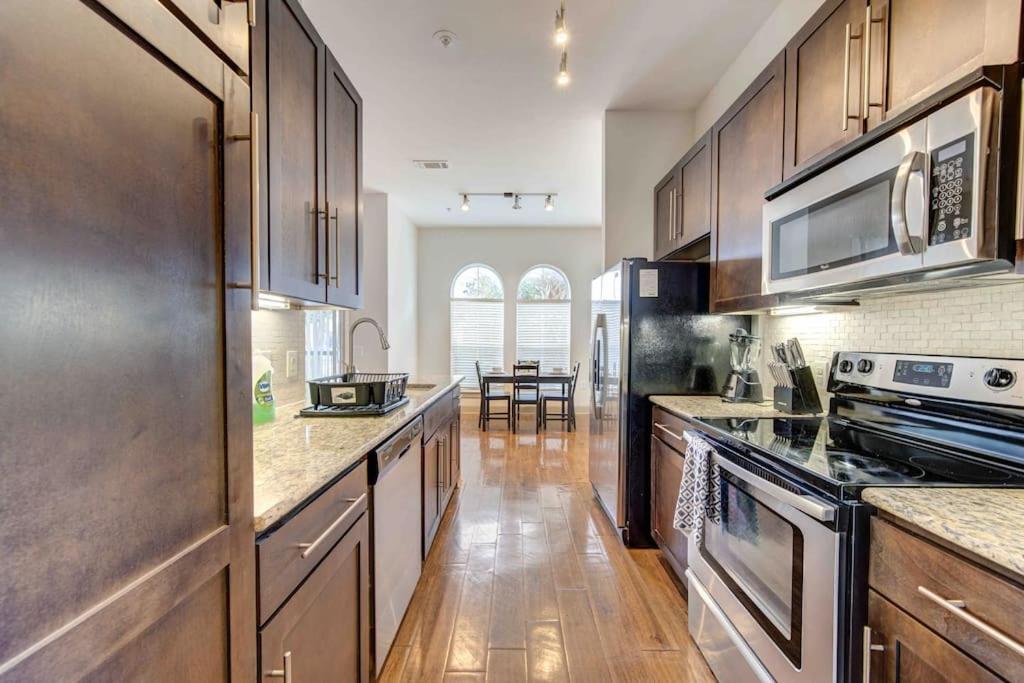 Cozy Apt Nrg Pool,Wi-Fi, Free Parking, Petsok! Houston Exterior foto
